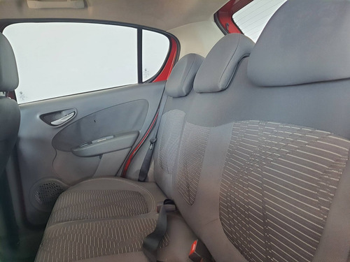 Imagem 7 de 7 de Fiat Palio 1.0 Mpi Attractive 8v Flex 4p Manual