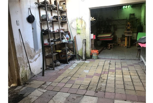 Casa En Venta A Reciclar Con Local Alquilado