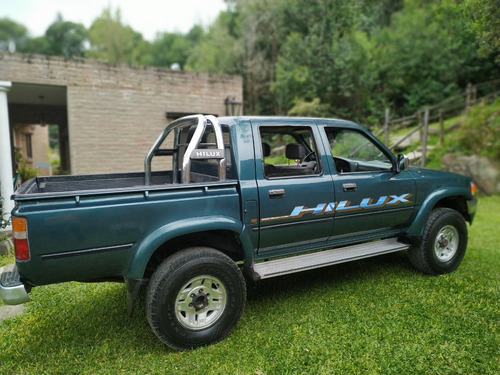 Toyota Hilux 4x4 Sr5