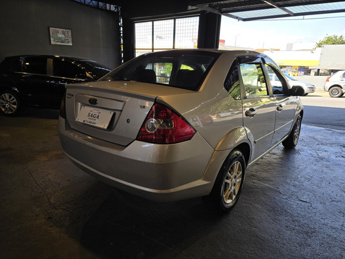 Ford Fiesta 1.6 MPI CLASS SEDAN 8V FLEX 4P MANUAL
