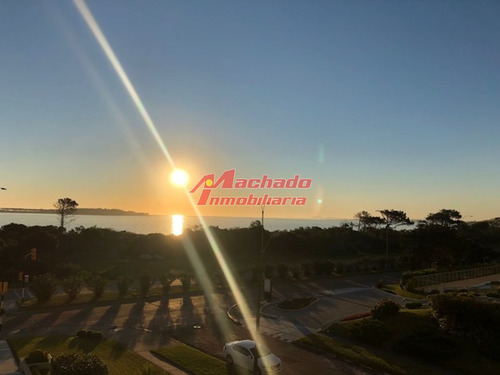 Imagen 7 de 30 de Departamento De Primer Nivel En Playa Mansa