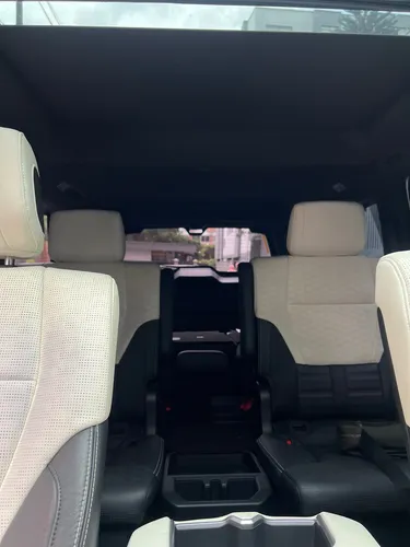 Toyota Sequoia 3.5 V6 Capstone