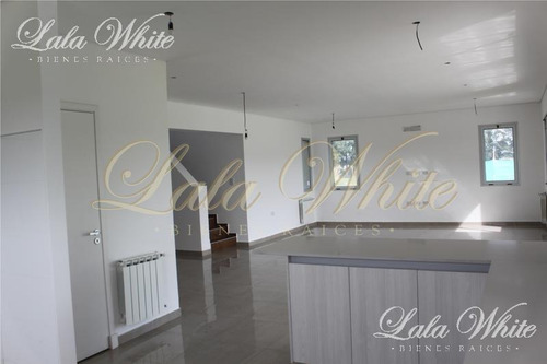 Imagen 3 de 17 de Venta - Casa A Estrenar En Santa Ines - Canning