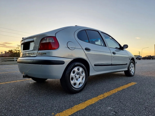 Imagen 5 de 15 de Renault Megane 1,9 Tdi - Impecable - Segundo Dueño - Pto