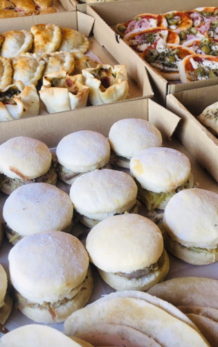 Servicio De Lunch/catering Para 10 Personas