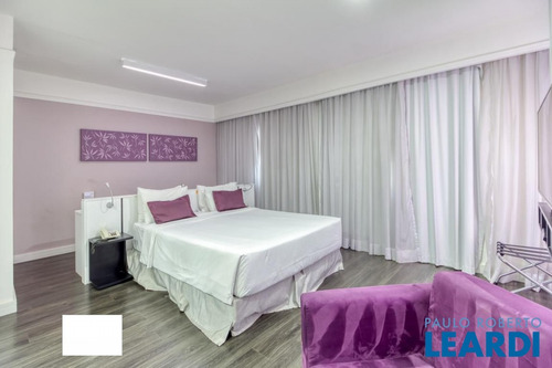 Imagem 3 de 12 de Flat - Moema Pássaros - Sp - 596373