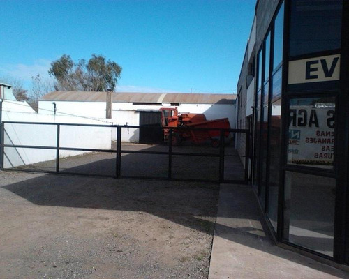 Imagen 2 de 28 de Venta De Local Comercial Con Galpon Sobre Ruta 178 En Las Parejas Santa Fe