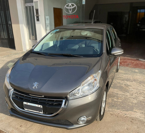 Imagen 2 de 4 de Peugeot 208