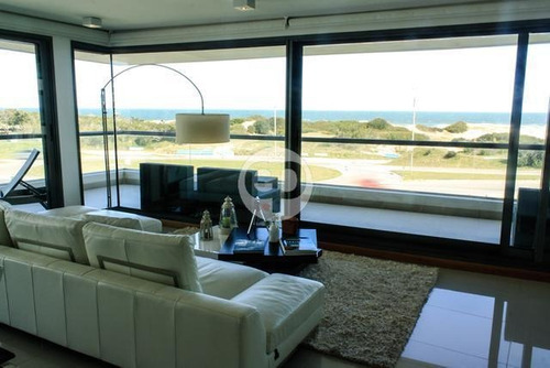 Apartamento En Primera Línea