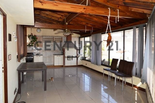 Imagen 10 de 15 de Oportunidad !!! Venta Casa 4 Amb Pompeya Quincho Garage