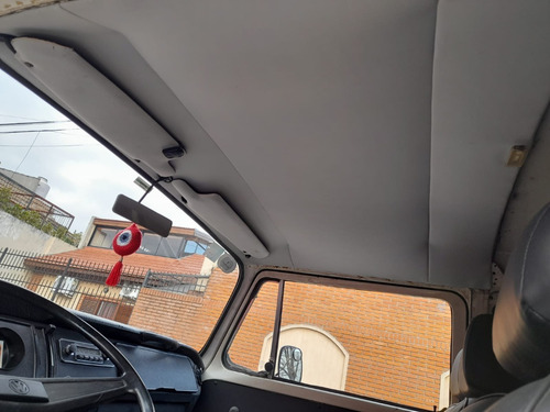 Volkswagen Kombi Furgon
