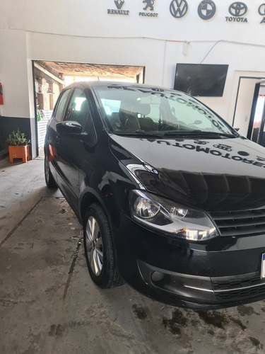 Imagen 3 de 11 de Volkswagen Fox 2013 1.6 Comfortline 5 P