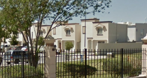 Venta De Casa Recuperación Bancaria, Privadas Loma Mira Sector Español, Juárez Chih. Dn*