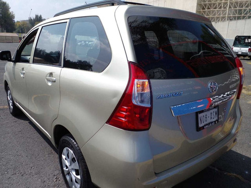 Imagen 3 de 15 de Toyota Avanza 2018 1.5 Le At