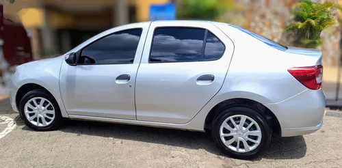 Renault Logan 1.6 Authentique