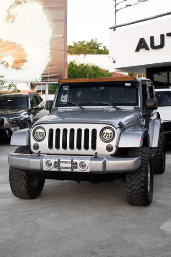 Jeep Wrangler 3.6 3p Unlimited Sahara 4x4 At