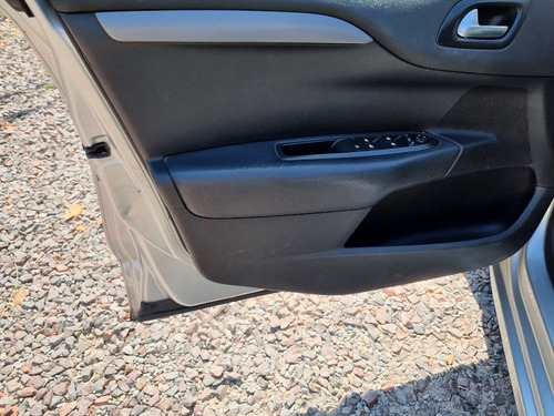 Imagen 12 de 16 de Citroën C4 Lounge 2019 1.6 Hdi 115 Feel Pack