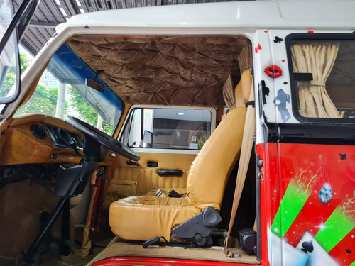 Volkswagen Kombi Kombi Standard 1.4 (Flex)