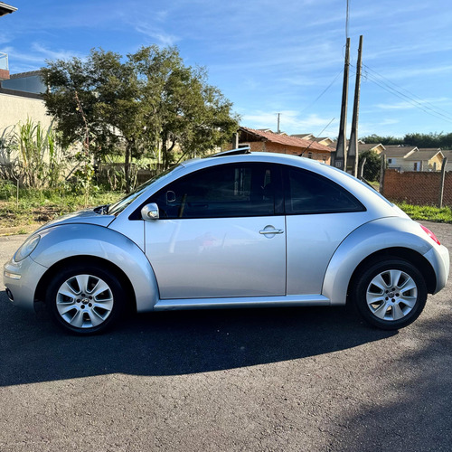 Volkswagen New Beetle 2.0 3p Automática