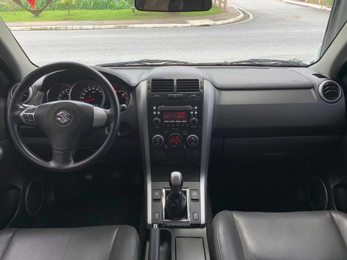 Suzuki Grand Vitara 2.0 2wd 5p 2013