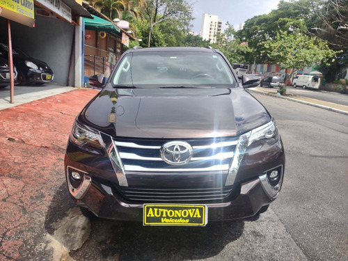 Imagem 3 de 13 de Hilux Sw4 7l Srx 2.8 Tdi 4x4 Couro Rodas U.dona Nova = 0k