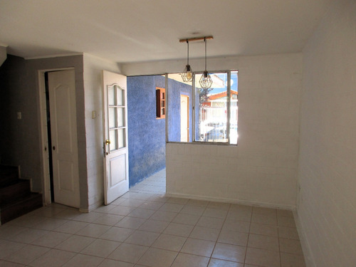 Casa Pje. Cerrado Parque Norte 2 Pisos 2 Dorm. Renca