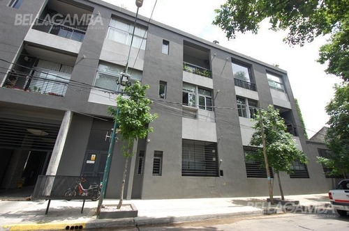 Imagen 2 de 26 de Departamento En Condominio. Jardín Propio, Cochera Cubierta Y Amenities