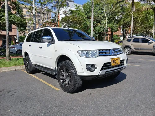 Mitsubishi Nativa 3.0l