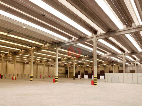 Alphaville - Galpão Para Alugar, 6961 M² Por R$ 175.000/mês - Barueri/sp - Ga0729