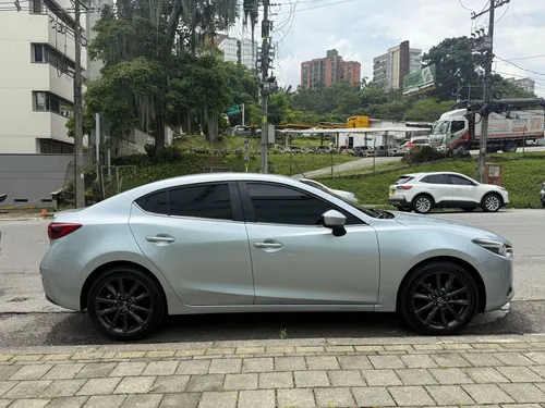 Mazda 3 2.0 Grand Touring Lx At
