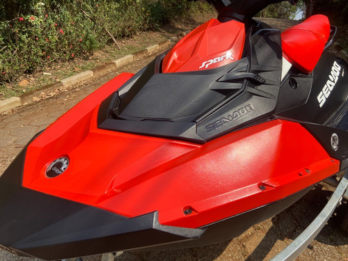 Jet Ski Sea Doo Spark 90hp 2up 70 Horas ( Com Carreta ) 2017