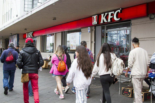 Locales Comerciales En Arriendo Paseo Del Puerto, Valparaíso