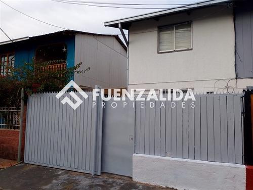 Casa En Venta De 2 Dorm. En Puente Alto