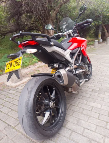 Ducati Hiperstrada 821 2015