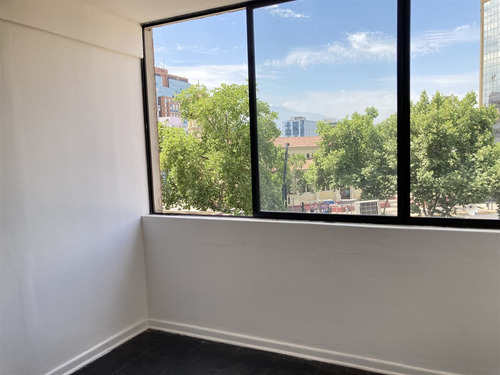 Venta De Oficina En Providencia Con Los Leones Metro L1-l6