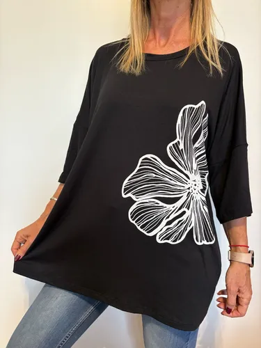 comprar Remera Mujer Tiendacinco Modelo Flor - Estilo Único