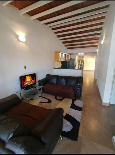 En Venta Casa En Urbanizacion Villas Del Lago Iii2 Niveles