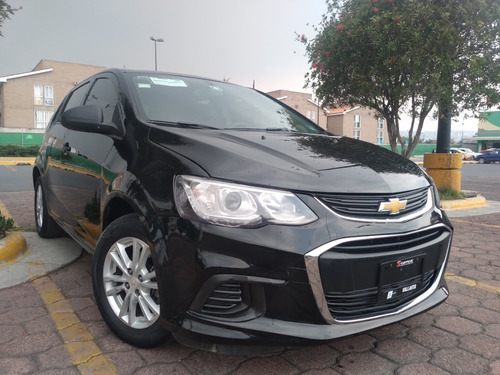 Imagen 2 de 10 de Chevrolet Sonic 2017 1.6 Lt Hb Mt