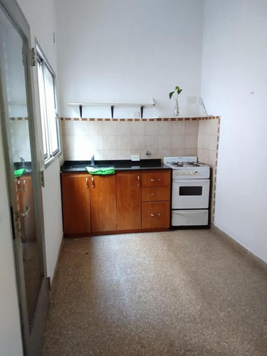 Imagen 27 de 30 de Venta Local Comercial + Departamento Con Patio 530 E/6 Y 7