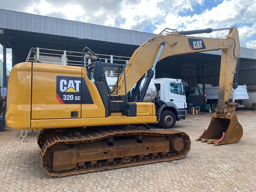 Escavadeira Caterpillar 320 Gc