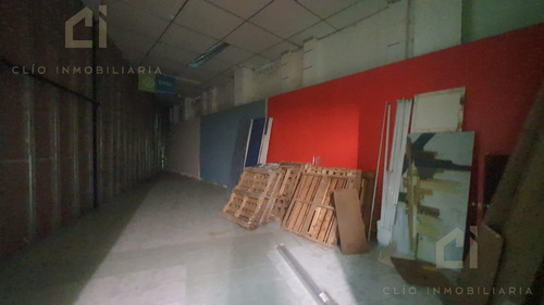 Local En Venta En Veracruz A 2 Cuadras Del Mercado Hidalgo, 2,706 M2 De Construccion