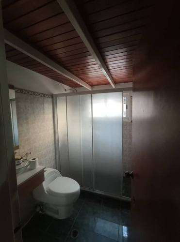 Imagen 6 de 18 de Yasmin Roa En Venta Tonwhouse En Cantapiedra Las Quintas Naguanagua Cod165358