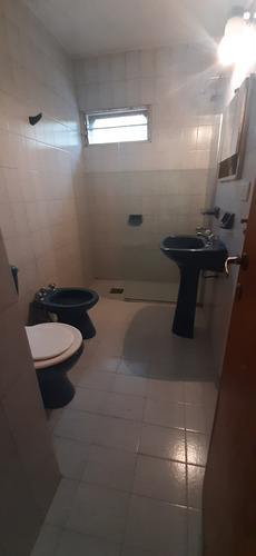 Imagen 5 de 14 de En Venta 2 Casas Sobre Terreno De 1300m2- Gas Natural, Zona