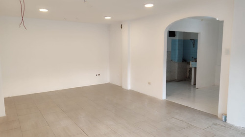 Alquilo Local Comercial En Urdesa