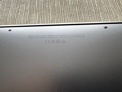 Macbook Air M1 2020 A2337 8gb 13.3 Gris Espacial (Usado)