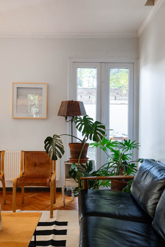 Preciosa Casa Con Gran Terreno En Providencia