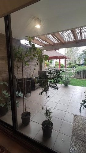 Excelente Departamento Con Un Amplio Patio