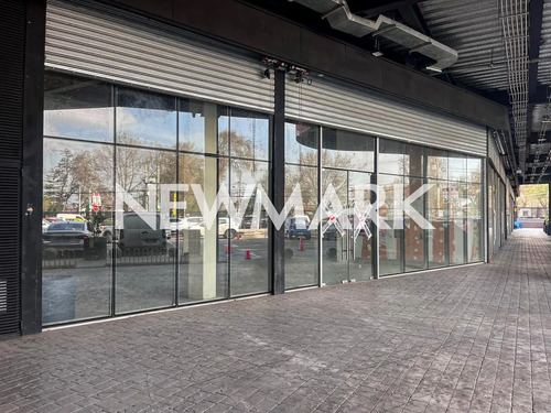 Gran Local Comercial En Arriendo En Strip Center Pudahuel