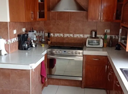 Imagen 5 de 7 de Venta De Casa En Sector Naval