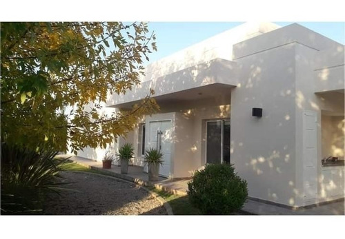 Venta Casa Fincas De San Vicente Chacras 1 Lote 2600 Mts, Piscina Jacuzzi, Quincho, Parrilla